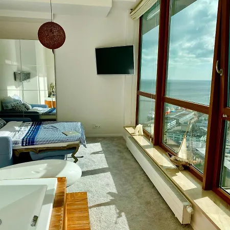 Apartman Sea Towers Penthouse 28-29 Two-floors Sea View Panoramic Terrace 110m2 !!! Jacuzzi *