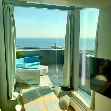 Apartment Sea Towers Penthouse 28-29 Two-floors Sea View Panoramic Terrace 110m2 !!! Jacuzzi Gdynia