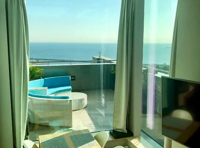 Apartment Sea Towers Penthouse 28-29 Two-floors Sea View Panoramic Terrace 110m2 !!! Jacuzzi Gdynia