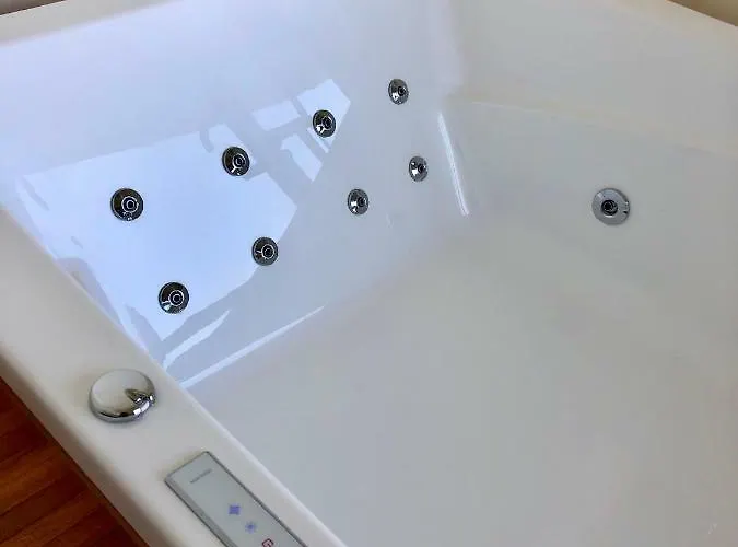 Sea Towers Penthouse 28-29 Two-floors Sea View Panoramic Terrace 110m2 !!! Jacuzzi Apartment